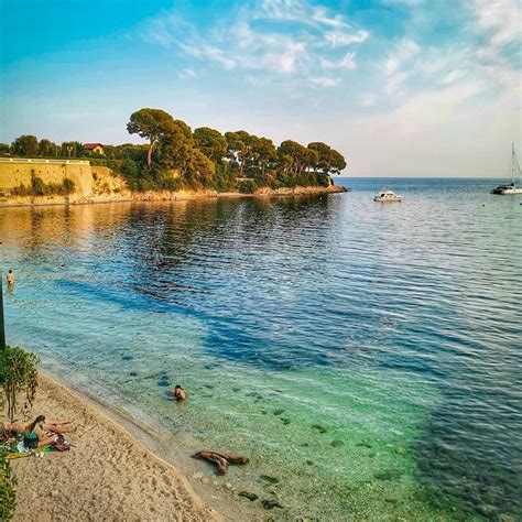 Sand Beaches In Saint Jean Cap Ferrat BeachAtlas