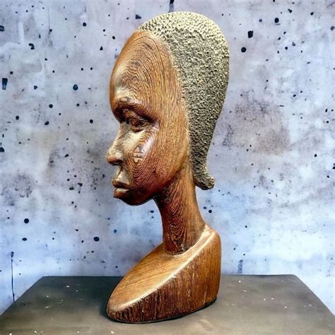 Sculpture de buste de femme africaine en bois d ébène Kaufen auf Ricardo