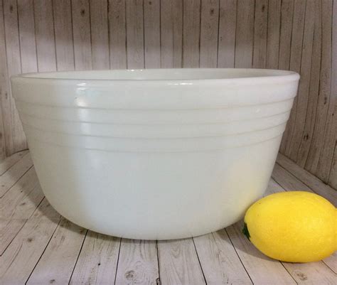 Vintage Pyrex Large Mixing Bowl Stand Mixer Ribbed Milk Glass