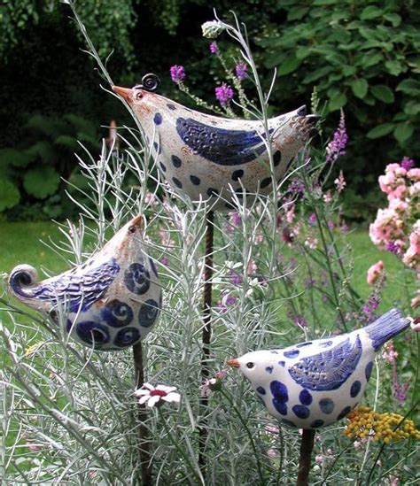 Pin By Lisa Pasqualini On For The Birds Decor Garden Pottery