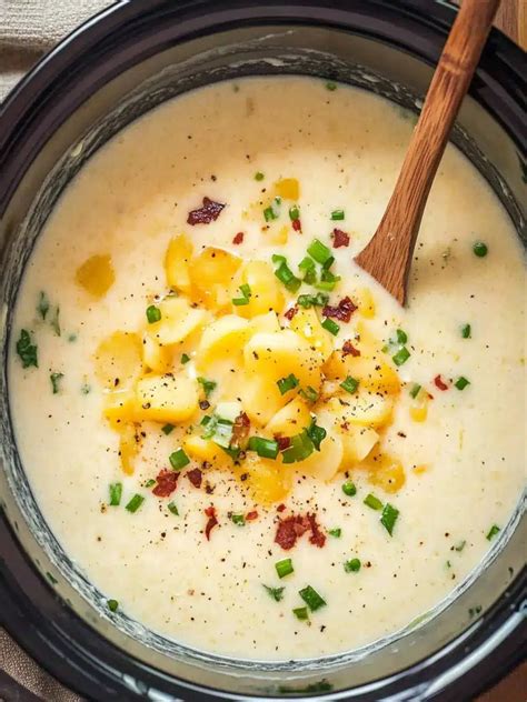 easy crockpot potato soup 4