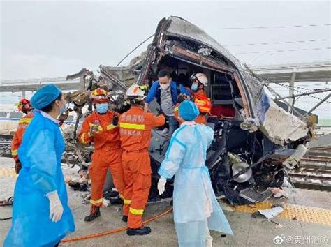 中国貴州で高速鉄道脱線 1人死亡、8人けが 高知新聞