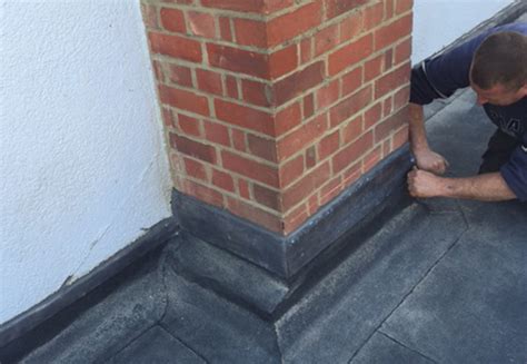 Flat Roof Repairs Emergency Repairs To Flat Roofs Bedfordshire