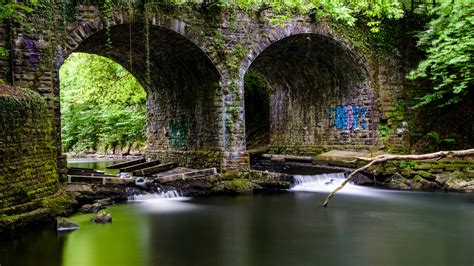 Old Railway Bridge photo spot, Ynysmaerdy