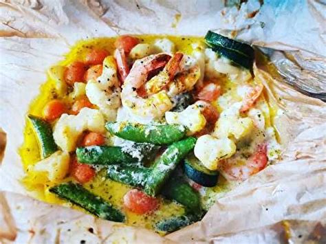 Papillote de cabillaud aux crevettes et ses petits légumes de Popote de