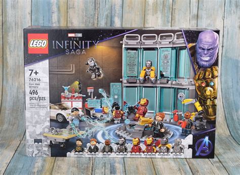 LEGO 76216 Marvel Avengers The Infinity Saga Iron Man Armory 496Pc Set