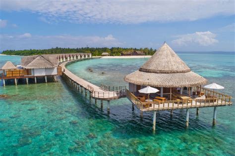 Review Furaveri Island Resort Spa Maldives Travel