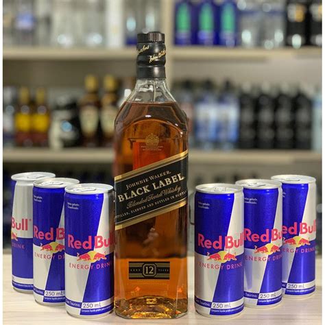 Kit Whisky Black Label Red Bull Gelo De Coco Combo Black Label