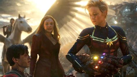 Female Avengers Unite In Final Battle Avengers 4 Endgame 2019