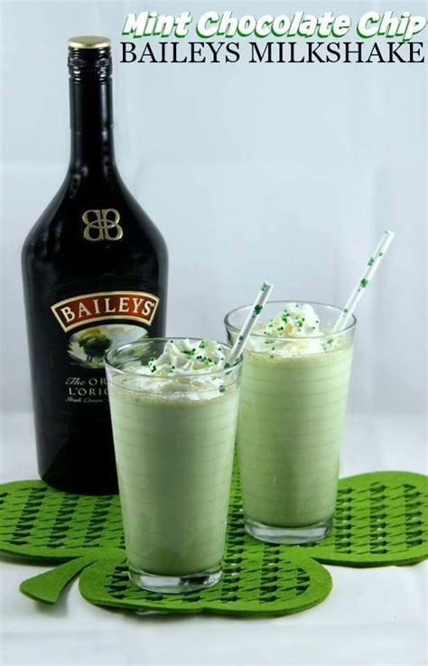 Nice Mint Chocolate Chip Baileys Milkshake Perfect For St Pattys Day