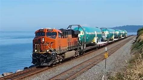 Bnsf Boeing 737 Fuselage Train At Edmonds Youtube