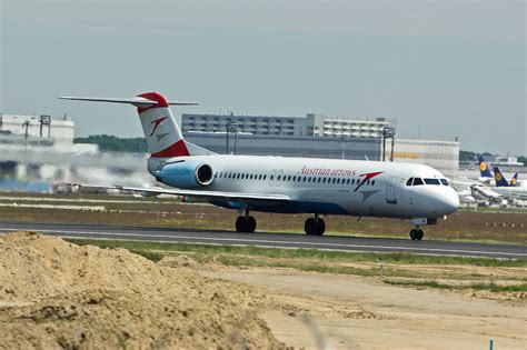 Austrian Arrows Fokker 100 OE LVB Jeroen Van Gerwen Flickr