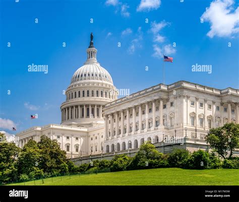 Federal government landmark hi-res stock photography and images - Alamy