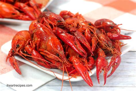 Instant Pot Crawfish Boil | I Heart Recipes