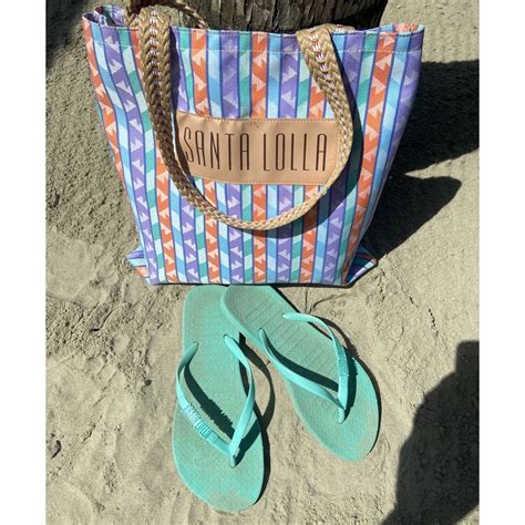 kit chinelo e bolsa gande de praia SL Escorrega o Preço