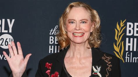 The Return Of A Legend Cybill Shepherd Images For 2023