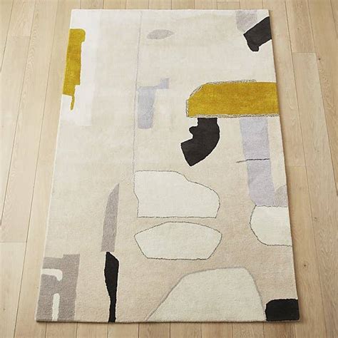 Contemporary Abstract Rugs Will Invigorate Your Space | domino