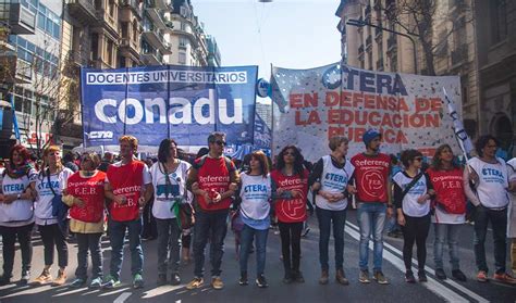 Paritarias 2022 La Postura De Los Gremios De Docentes Universitaries