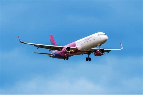 Wizz Air Decollato Il Primo Nuovo Volo Da Bari Per Cracovia Puglia