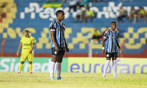 Jardiel foi o Destaque PG do Grêmio em duelo decisivo na Copinha 2024