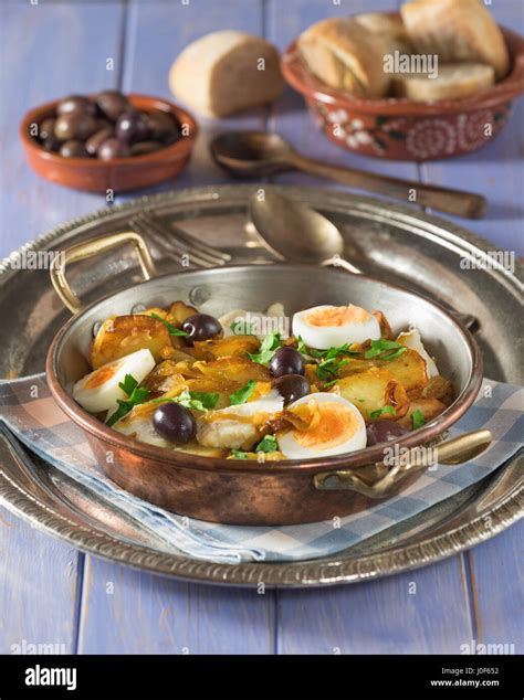 Bacalhau à Gomes de Sá Salt cod with potato and onion Portugal Food