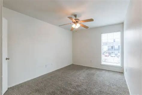 Apartments for Rent in Tomball, TX - 330 Rentals | ApartmentGuide.com