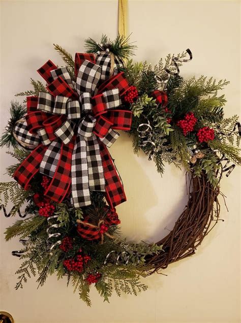 Pin By Starla Kingsford On Christmas Holiday Wreaths Christmas