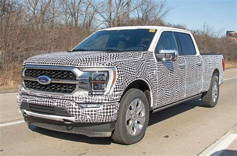 Ford taps pitchman Denis Leary for F-150 virtual reveal | Automotive News