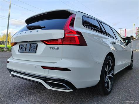 Volvo V60 T8 Awd R Design Aut Webasto Panoraama Nahkaverhoilu SÄhkÖinen Luukku Keyless