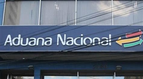 Aduana Dispone 16 Toneladas De Telas Y Prendas De Vestir Para La