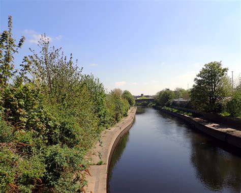 The River Calder Dewsbury Habiloid Cc By Sa 2 0 Geograph Britain