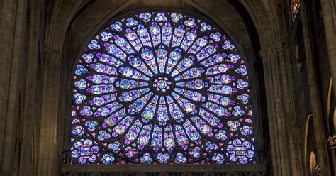 Notre Dame de Paris Cathedral window - www.weeklybangalee.com