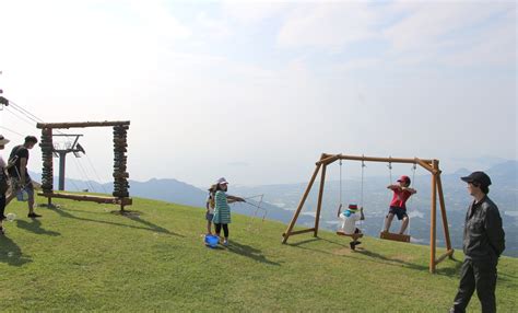 「天空のブランコ」観音寺の新名所に 雲辺寺山頂、フォトフレームも（四国新聞）