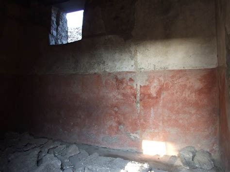 I 4 25 Pompeii December 2007 Room 22 Looking Towards East Wall Of