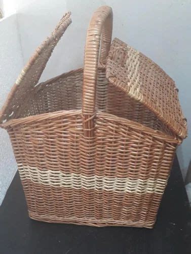 Natural Willow Picnic Baskets For Home Size Various Sizes At Rs 350