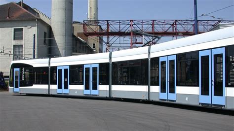 Swu Facelift Combino Streetcar Busse Design Engineering