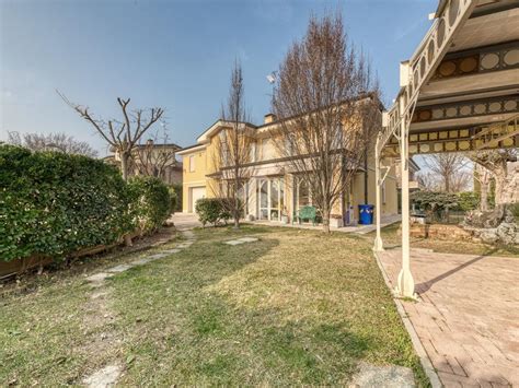 Villa Singola In Vendita A Carpi Cibeno Quartiere Modena