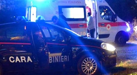 Notte Di Sangue A Firenze Un Uomo Accoltellato In Un Circolo Un Altro