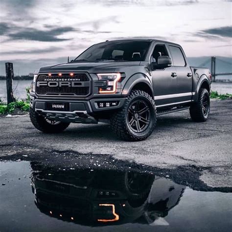 The Ford Raptor The Perfect Off Roading Truck Regram Via Ford