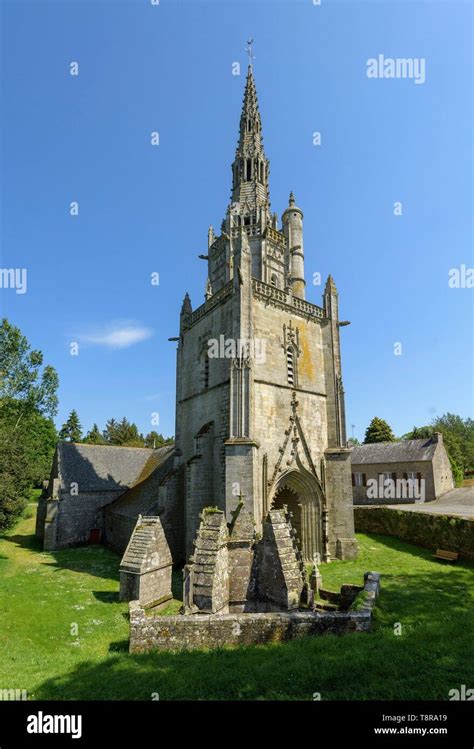 Saint Nicodeme Hi Res Stock Photography And Images Alamy