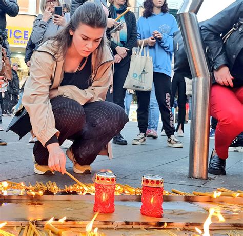 Banjalučani odali poštu stradaloj deci i čuvaru u Beogradu Zbog