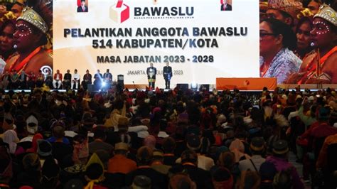 Anggota Bawaslu Kabupaten Kota Di Indonesia Resmi Dilantik