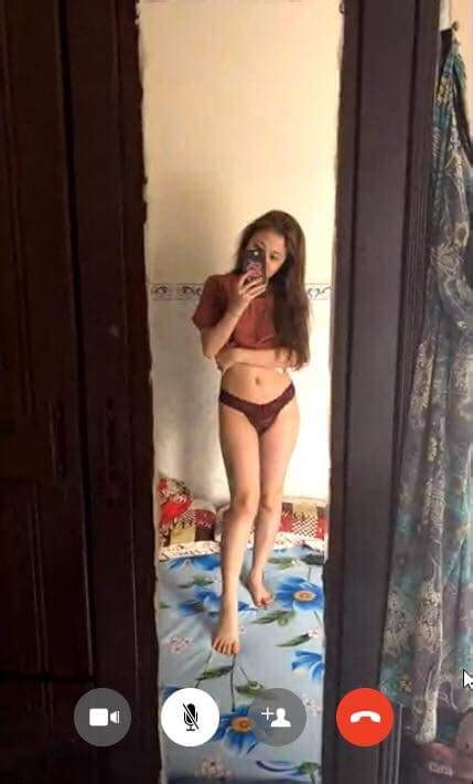 Nữ streamer Lai Lai bạn gái Rambo lộ ảnh chat SEX cùng đại gia