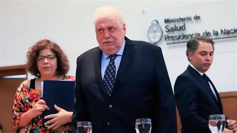 Vacunatorio VIP procesaron a Ginés González García y le dictaron un