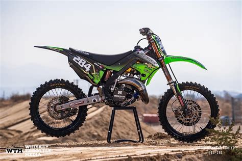 Two Stroke Tuesday We Test The 2004 Kawasaki Kx125 51 Off