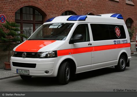 Einsatzfahrzeug Krankentransport Bkm Ktw A D Bos Fahrzeuge