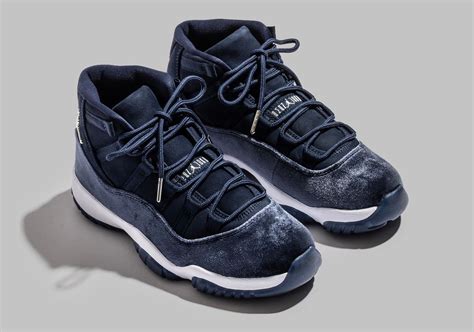 Air Jordan Midnight Navy Pour Femme Crumpe