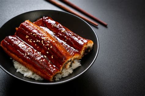 Premium Photo Japanese Eel Grilled With Rice Bowl Or Unagi Don