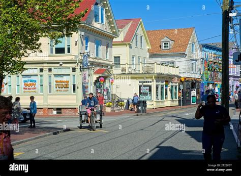 Provincetown Massachusetts Usa — October 2023 Shops And Tourists