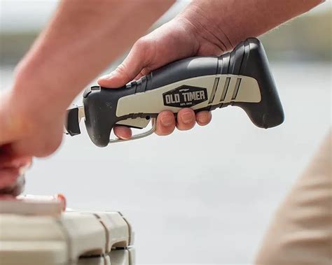 5 Best Electric Fillet Knives For Fishing 2023